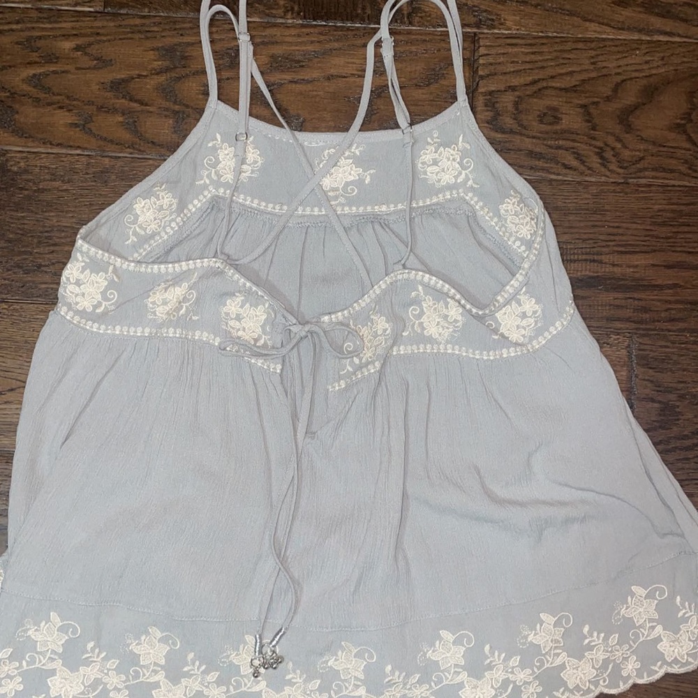 Boutique shirt only worn once